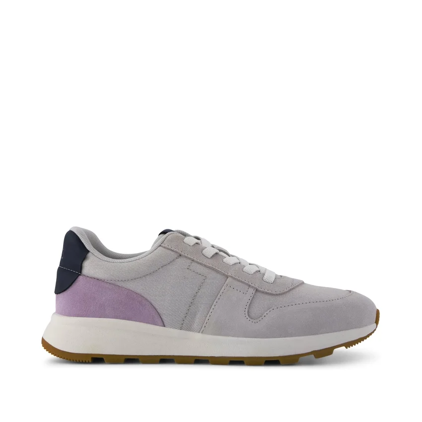 Kadın TRVL LITE Retro Runner Sneaker Kadın TRVL LITE Retro Runner Sneaker