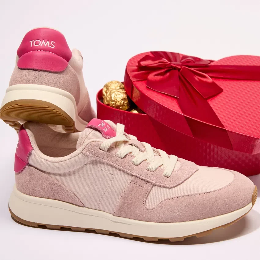 Kadın TRVL LITE Retro Runner Sneaker Kadın TRVL LITE Retro Runner Sneaker